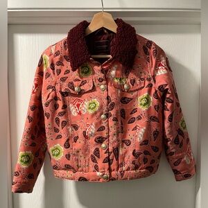 Scotch & Soda Teddy Collar Quilted Cropped Trucker Jacket in Pink. Size 10